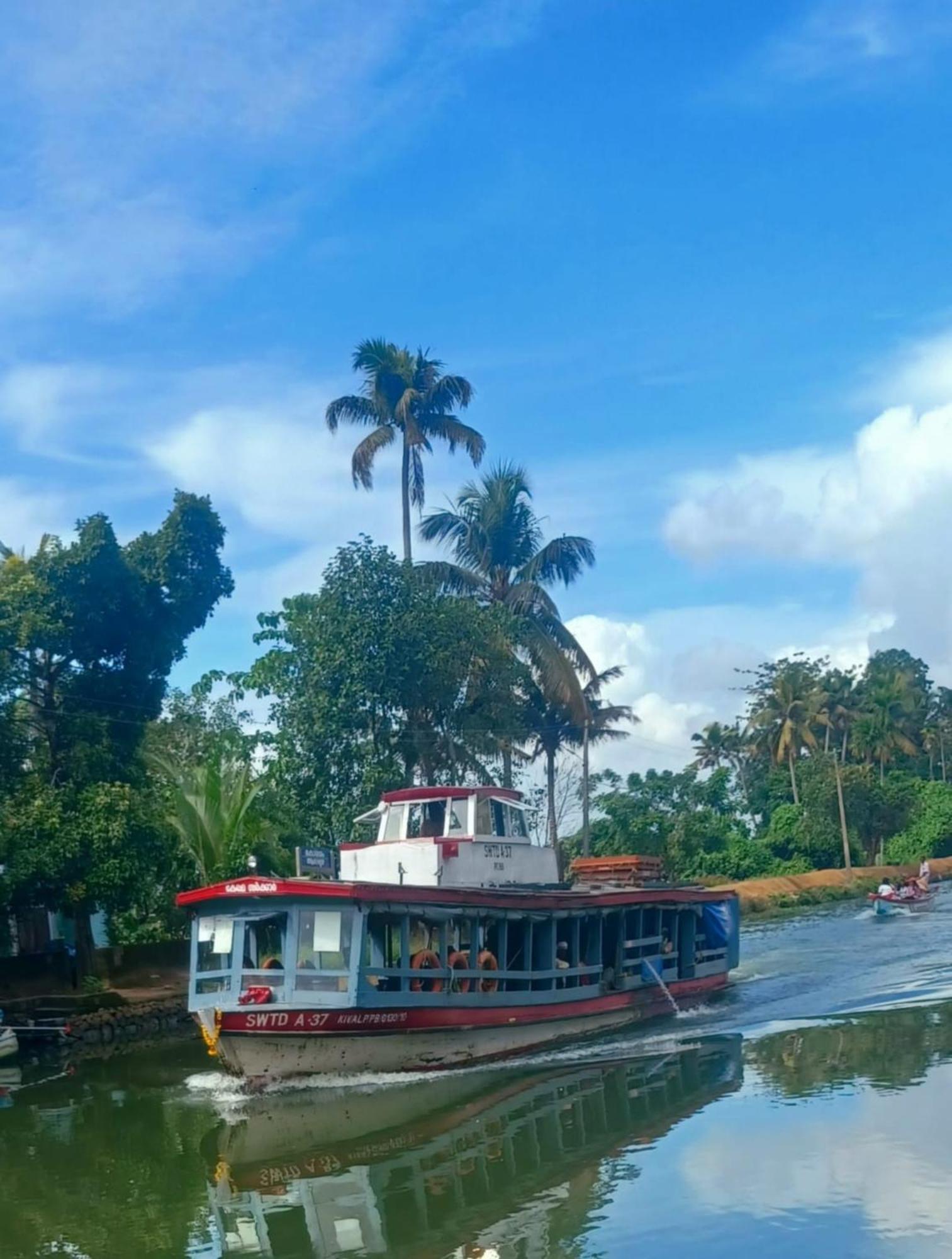 Paadam By The Backwaters クマラコム エクステリア 写真