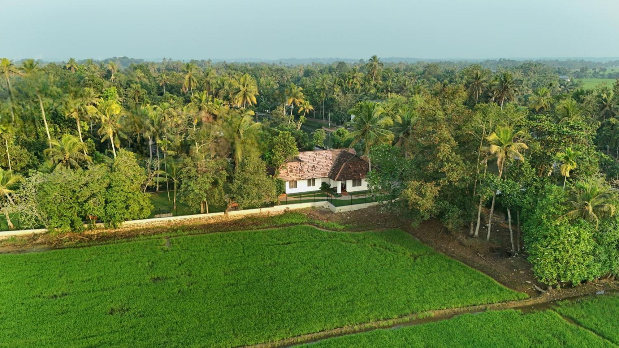 Paadam By The Backwaters クマラコム エクステリア 写真